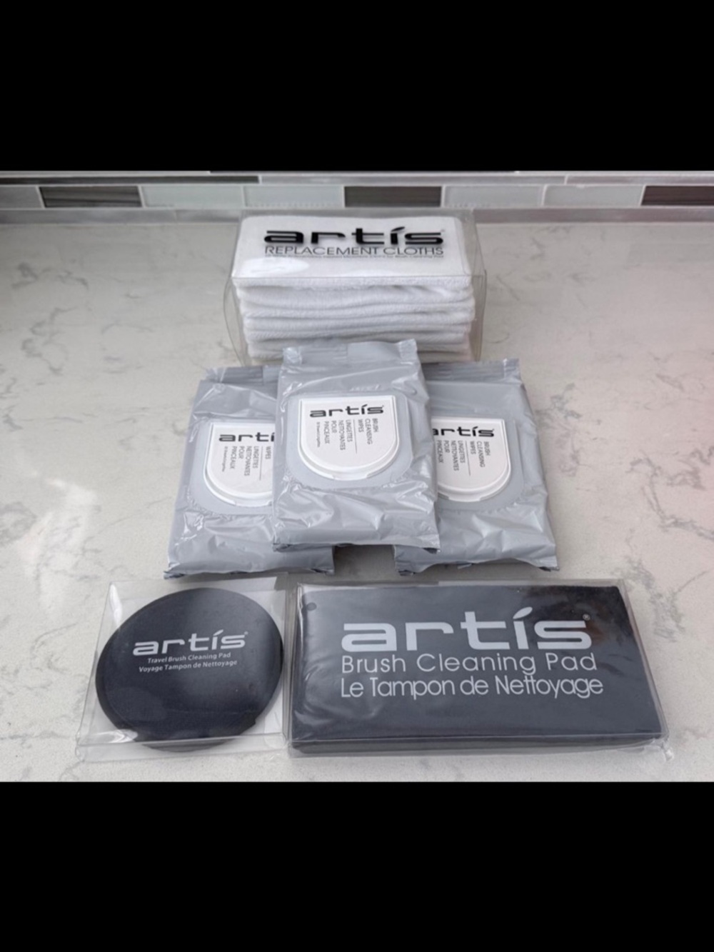 Artis Brush Cleaning Bundle Lot of 6 Pad Travel Pad 9 Cloths 90 Wipes